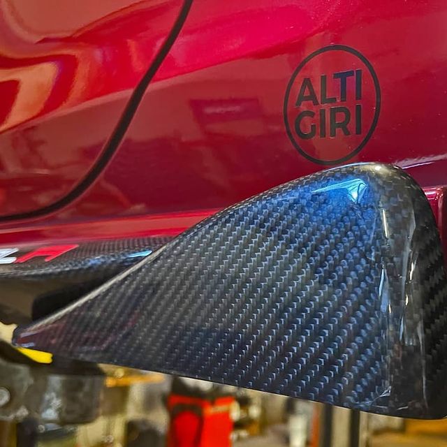 Stile Italia Alfa Romeo Giulietta SIDESKIRTS FLAPS CARBON