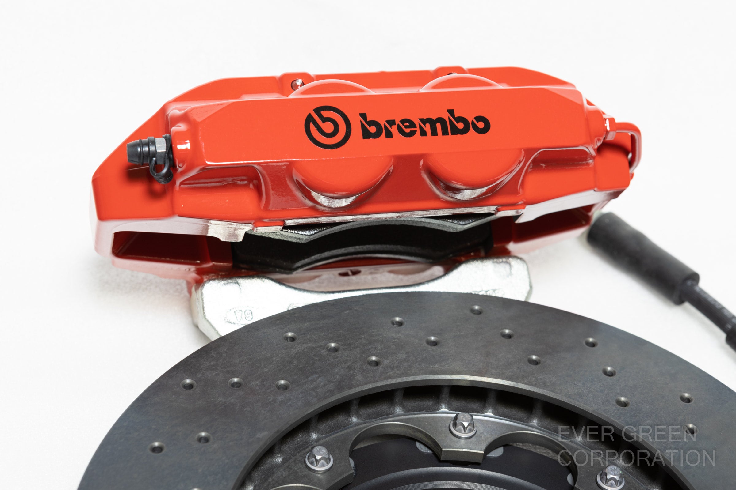アバルト595 純正赤 ブレーキキャリパーとディスクセット ABARTH Bremboブレーキシステム | EVERGREEN CORPORATION
