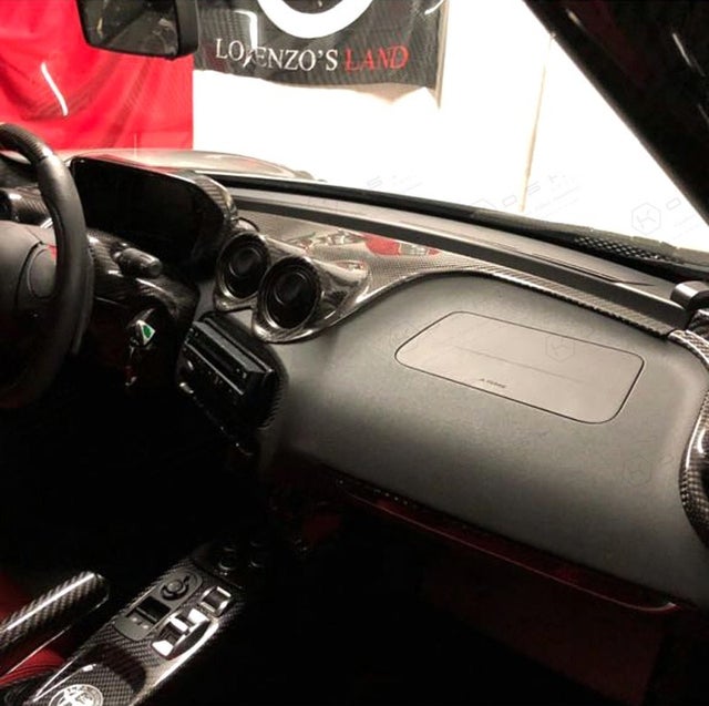 KOSHI Group Alfa Romeo 4C | EVERGREEN CORPORATION